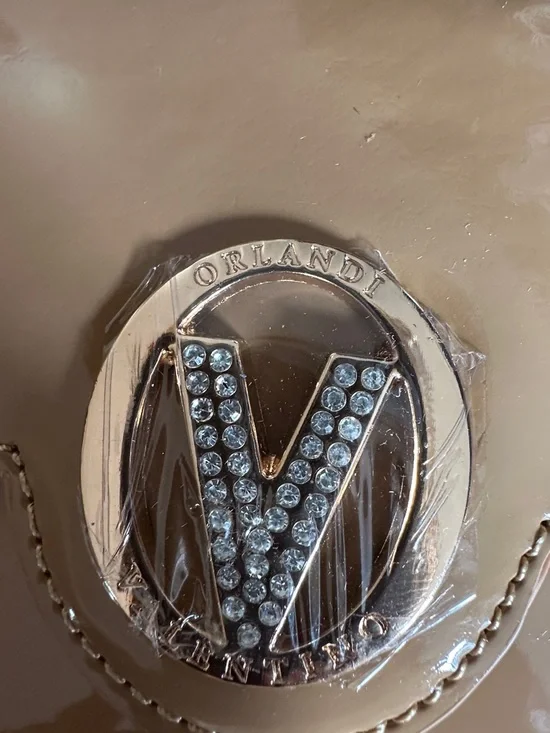 Valentino Orlandi Tan Patent Mini Shoulder Bag with Gold Chain - Picture 8 of 8